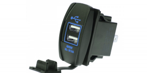 Зарядное USB с синей подсветкой прямоугольное на 2-а гнезда врезное 12V 3.1A