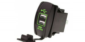 Зарядное USB с зелёной подсветкой прямоугольное на 2-а гнезда врезное 12V 3.1A